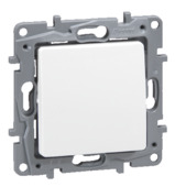 Interrupteur inverseur Niloé Legrand blanc